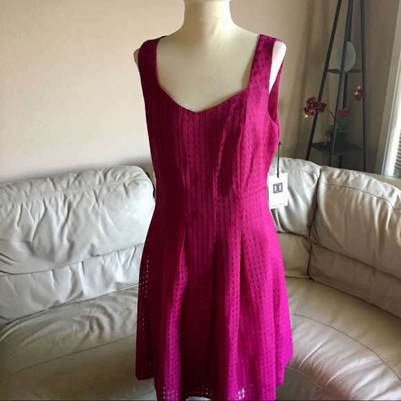 🆕 Ivanka Trump Fit & Flare Dress - 8 - Picture 1 of 4